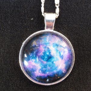 New World Glass Necklace Astro Galactic Cabochon Pendant Silver-tone Unisex 18"